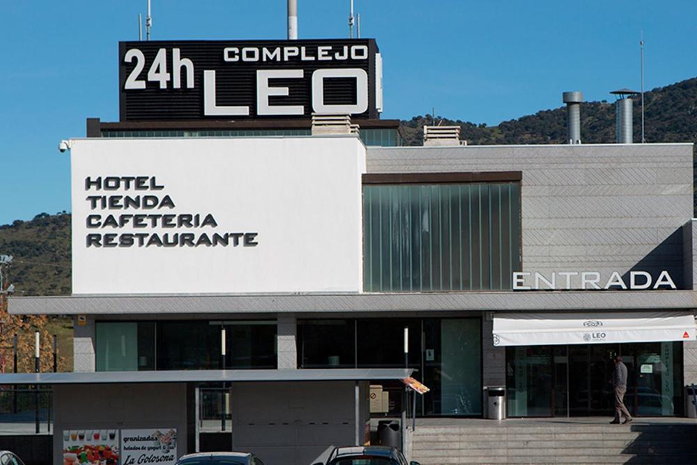 Complejo Leo 24H Hotel Monesterio Luaran gambar